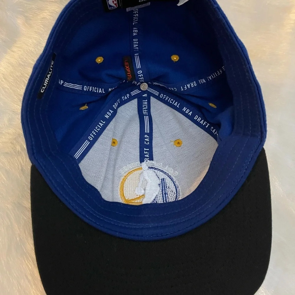 RARE NBA Logo x Golden State Warriors Flexfit Baseball Hat by Adidas, Size L/XL - Picture 6 of 9